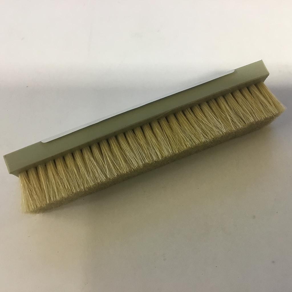 CLEANING BRUSH