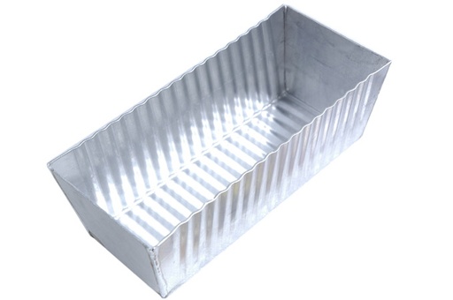 [STRX-14742] BRÖDFORM 0,9L 200mm Svetsade hörn Räfflad